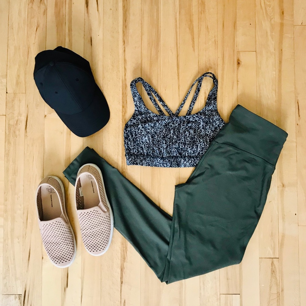 LuluLemon sports bra